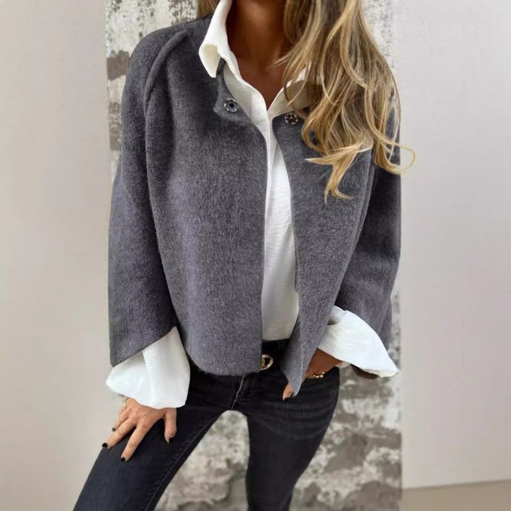 Flarella™ - Korte jas met elegante uitlopende mouwen